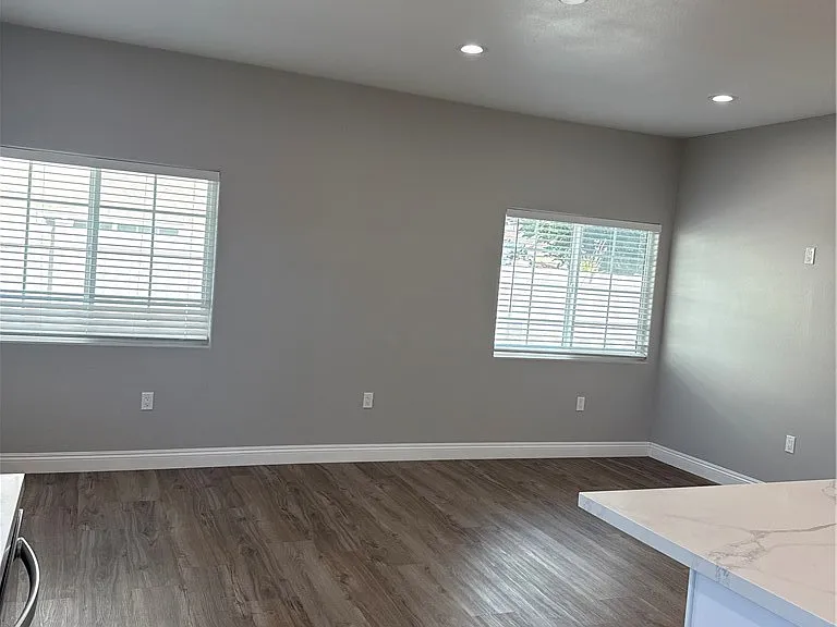 5272 Barcelona Cir — Photo 7