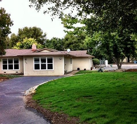 2nd image of 506 Lohrman Ln