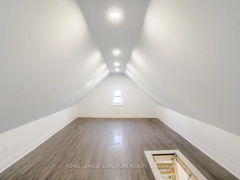 133 Lottridge St — Photo 30