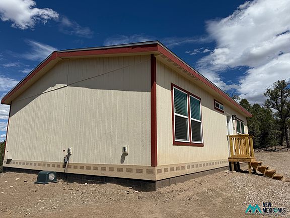 4th image of 23 Juniper Ln