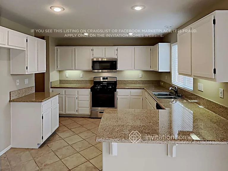 42078 Pacific Grove Way — Photo 8