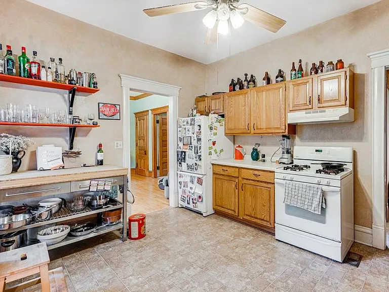 1507 Washington St NE #1 — Photo 8