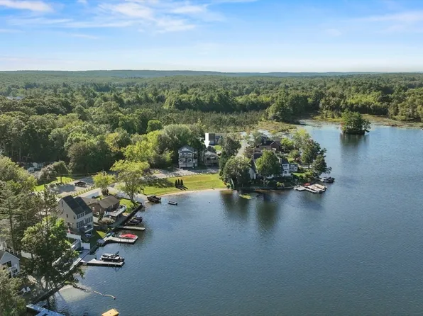 103 Lakeside Ave, Webster, MA 01570