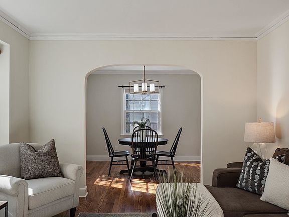 4th image of 3568 Mimosa Ave