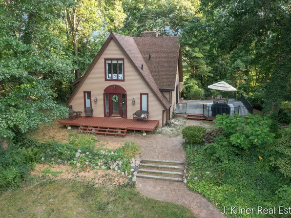 24865 44th Ave, Mattawan, MI 49071