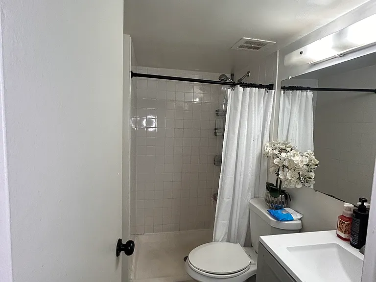 19315 Club House Rd #203 — Photo 10