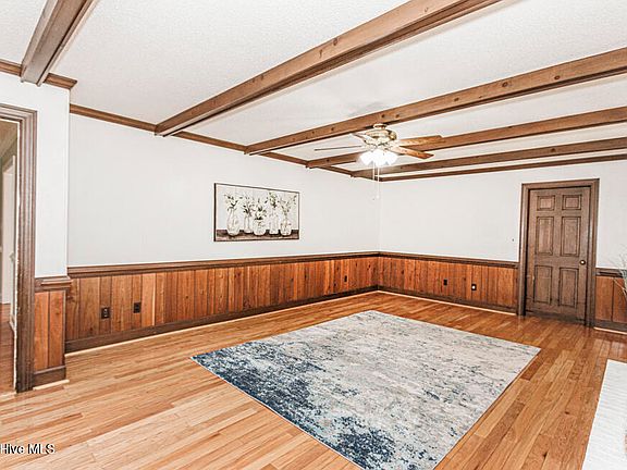 4th image of 3685 Shenandoah Drive