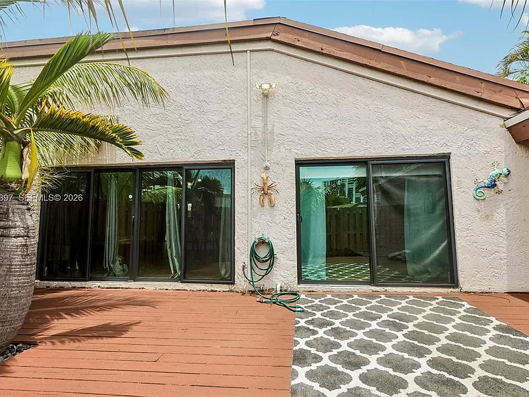 2731 S Parkview Dr — Photo 34