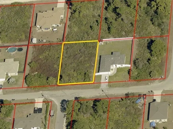3120 67th St W, Lehigh Acres, FL 33971