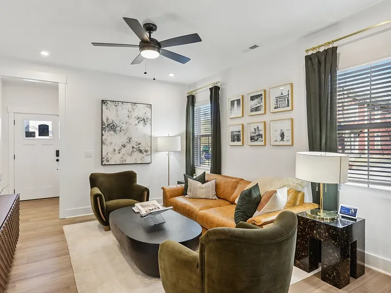 Abode Hargett — Photo 41