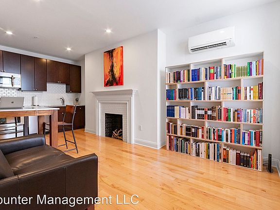 4th image of 1311 Spruce St #302