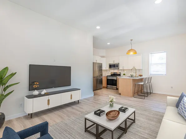 6137 Adams Street image 5 of 16