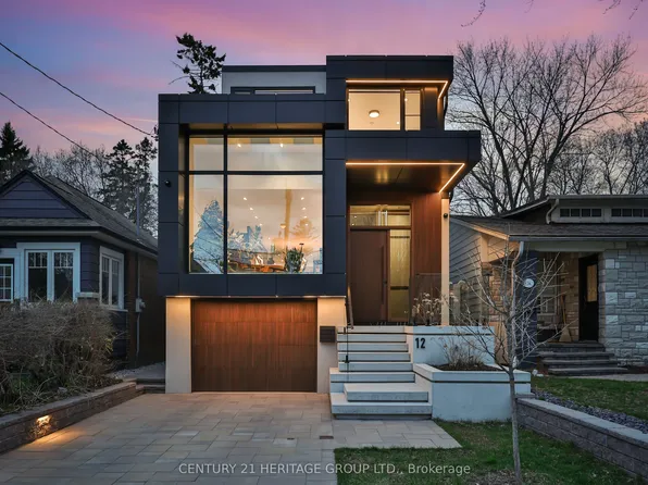 12 Valhalla Blvd, Toronto, ON M1N 3B2