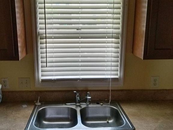 5th image of 2323 Wellington Cir