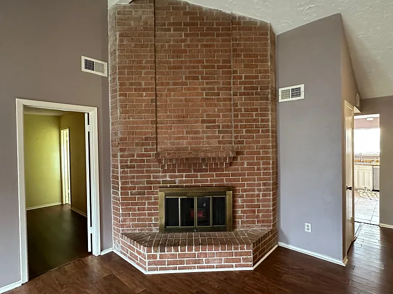 9307 Barrowhollow Dr — Photo 4