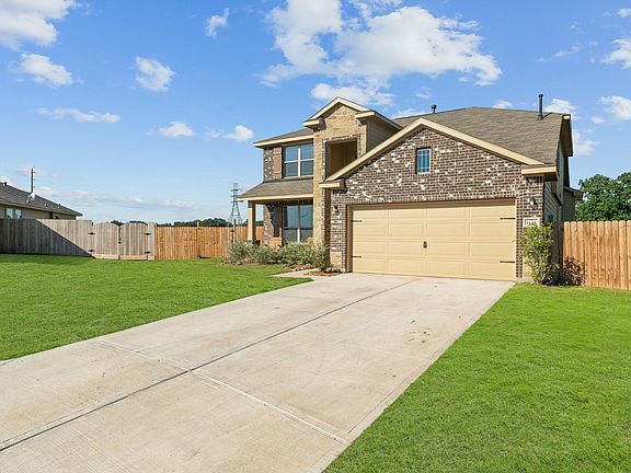 2nd image of 1135 Brahma Cir