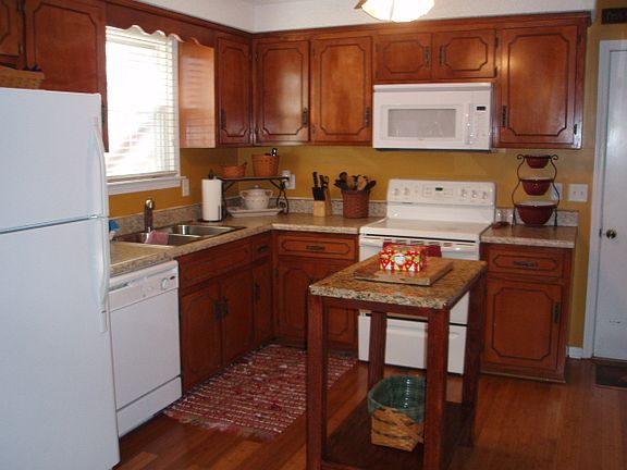 2nd image of 307 Kelsey Dr