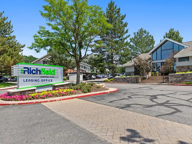 The Richfield — Photo 5