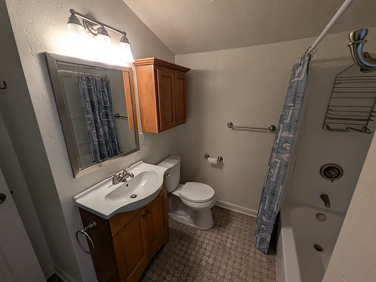 339 S Main St — Photo 7