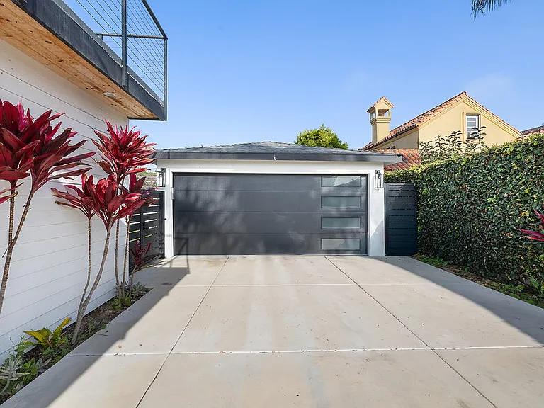 236 Camellia Ln #B — Photo 42