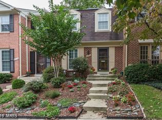 6709 Surreywood Ln, Bethesda, MD 20817