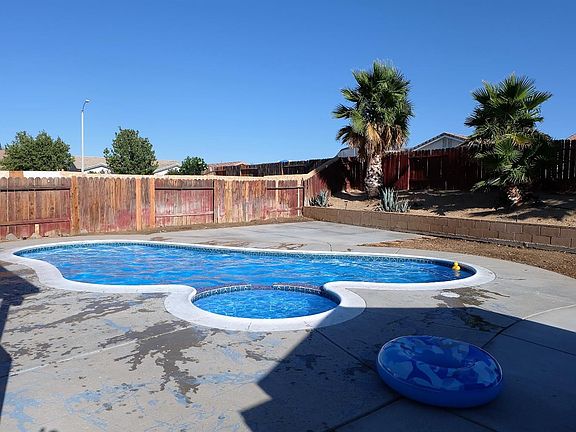 4th image of 14077 Estate Way