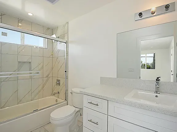 4832 Saturn St — Photo 13