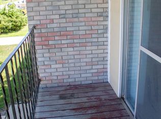 Canterbury-8 Apts., Lincoln, NE 68512