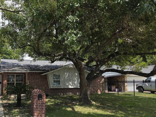 1203 Mooney Rd