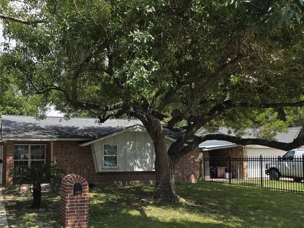 1203 Mooney Rd, Houston, TX 77037