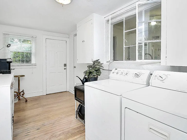 1824 Merriman Ave — Photo 17