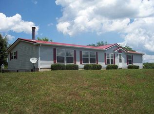 2843 Crossfield Rd, Bybee, TN 37713