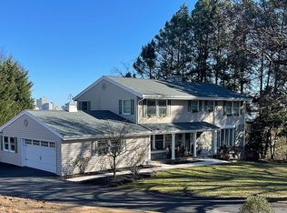 81 Greenwood Cir, Wormleysburg, PA 17043
