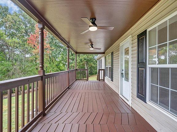 3rd image of 103 Lookout Ridge Rd