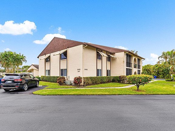 2nd image of 3492 La Mar Court #B-1