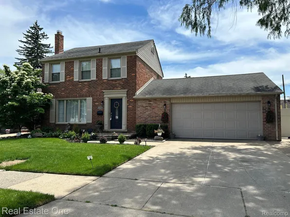 13233 Commonwealth St, Southgate, MI 48195