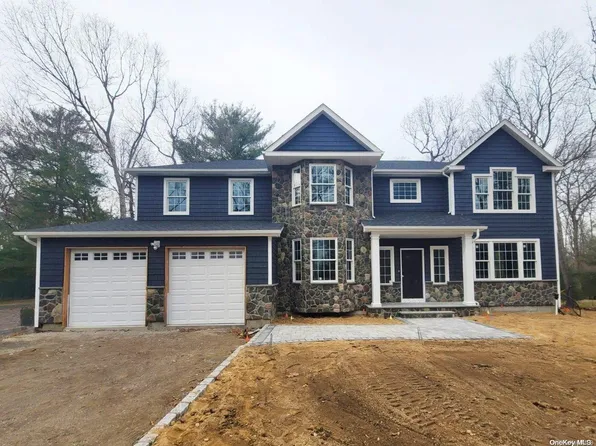 23 New Mill Road, Smithtown, NY 11787