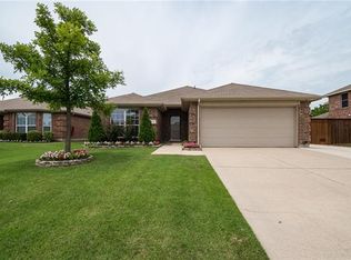913 Zoe St, Royse City, TX 75189