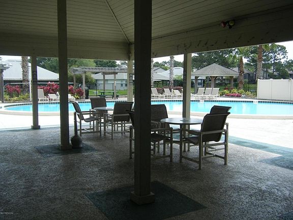 4th image of 2092 Sandpiper Ct