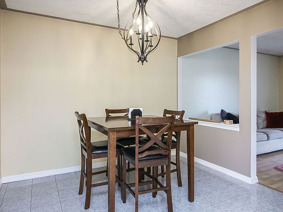 4th image of 134 Klein Creek Ct APT 6F