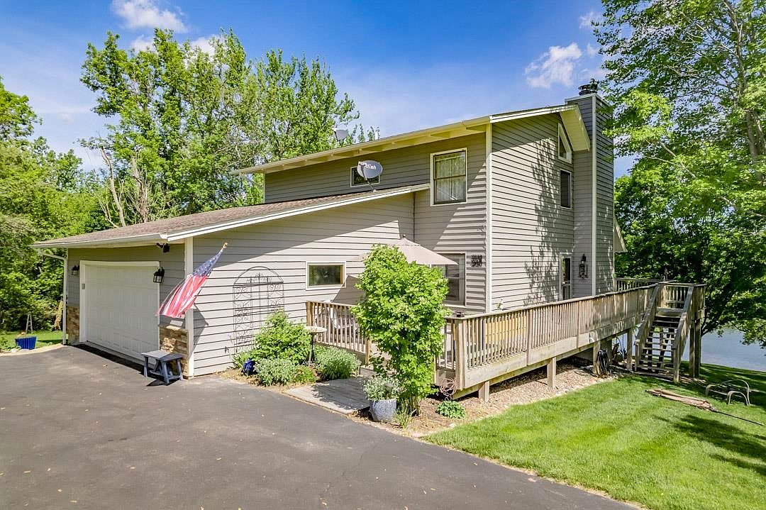 2121 Marina Ct 46, Lanark, IL 61046 Zillow