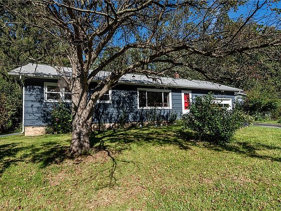 3rd image of 6637 E Taft Rd