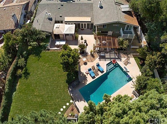 3rd image of 4806 Topeka Dr