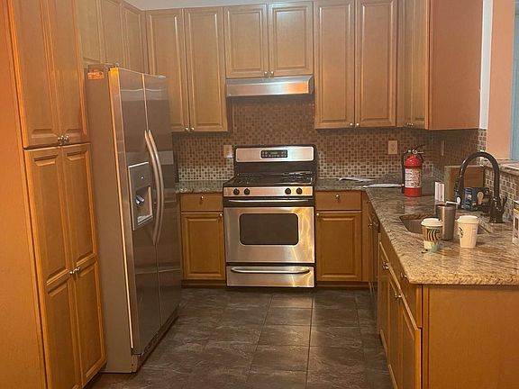 4th image of 1106 Cottonwood Ct