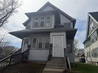 2907 N 35th St #2909, Milwaukee, WI 53210