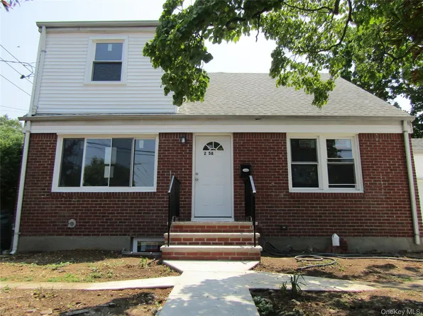 258 Brown Avenue, Hempstead, NY 11550