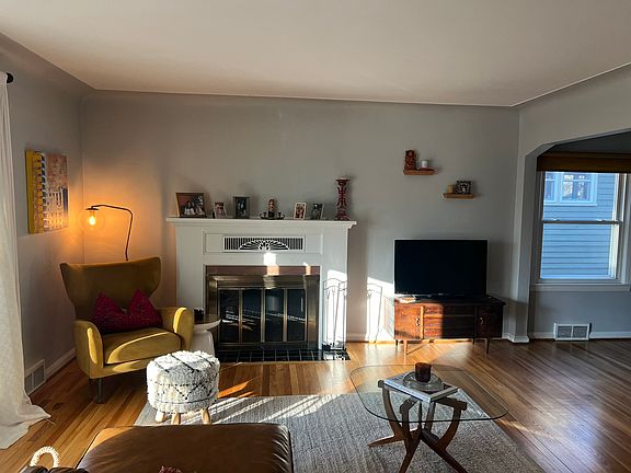 5th image of 1820 Evergreen Dr