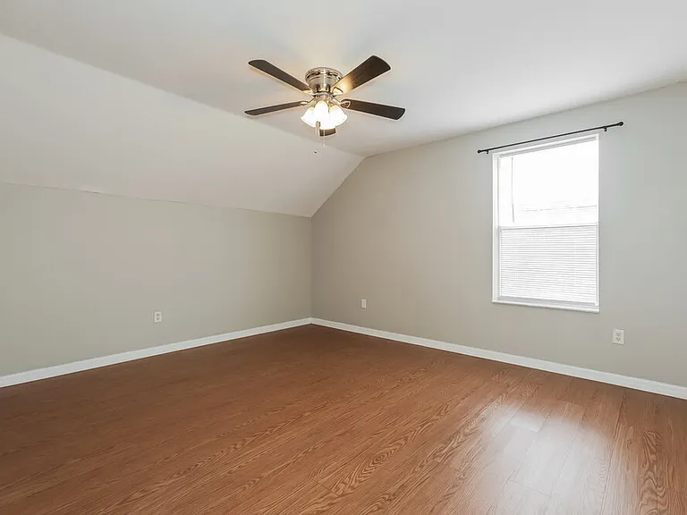 17236 Poppy Fields Ln — Photo 12