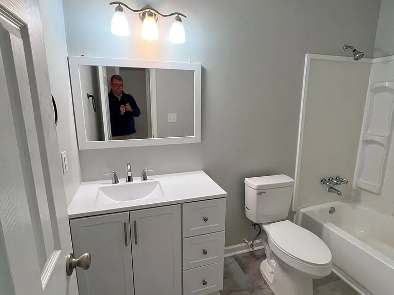 1003 Piney Woods Rd #C — Photo 6