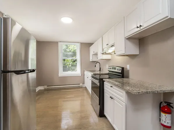 30 Main St, 30 Main St #4, Bethlehem, PA 18017